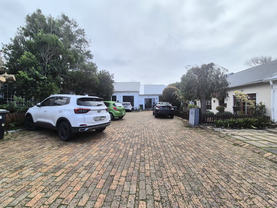 2 Bedroom Property for Sale in Wynberg Western Cape